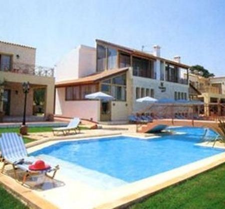 Vamos Palace Apartments מראה חיצוני תמונה